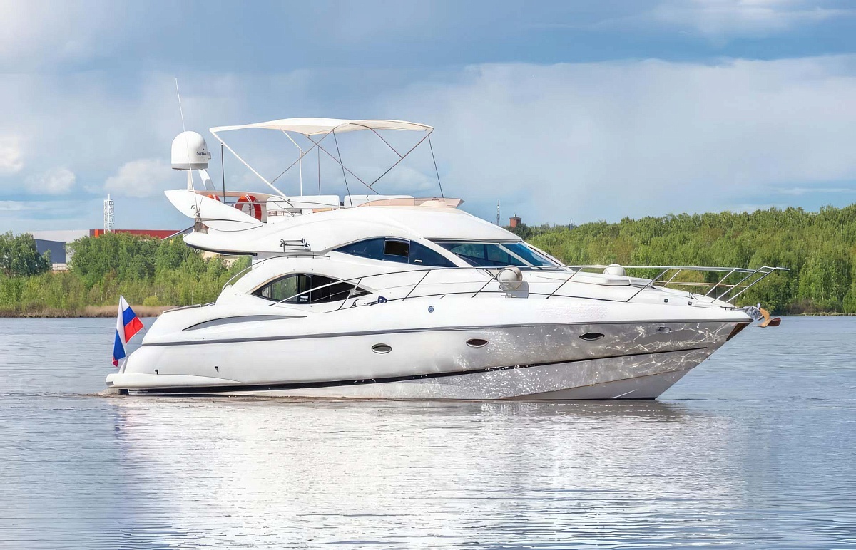 Аренда яхты Sunseeker 44 в Москве и Подмосковье